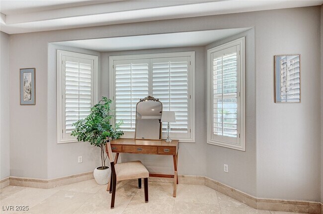 Building Photo - 10249 Wisteria Hills Ct