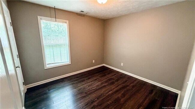 Building Photo - 770 Conestoga Dr