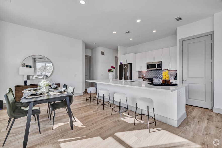 2BR, 2BA - 1,271SF - Kitchen/Dining Room - Emeline Heights