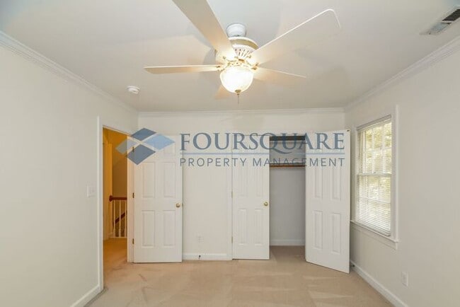 Building Photo - Spacious 4-Bed Custom Home with Bonus Room...
