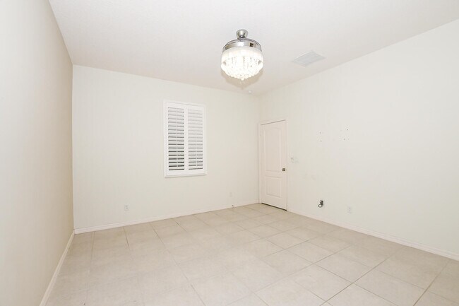 Building Photo - 1618 Merriment Way