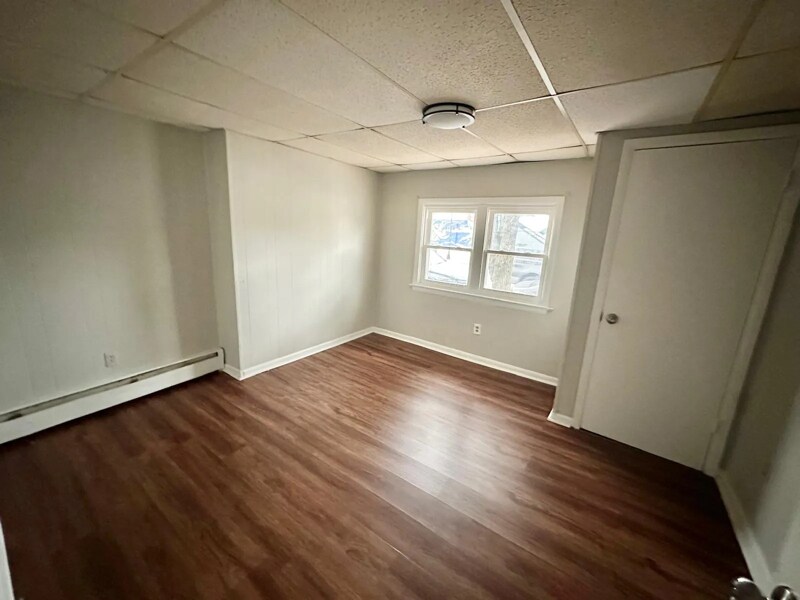 Building Photo - 420 N High St