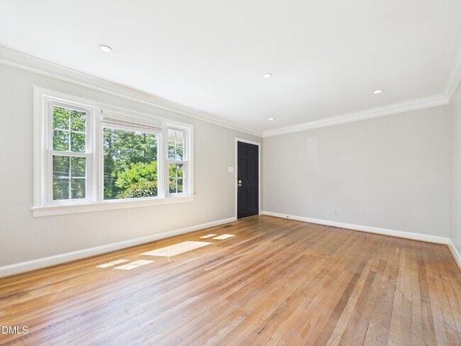 Building Photo - 2912 Oberlin Rd