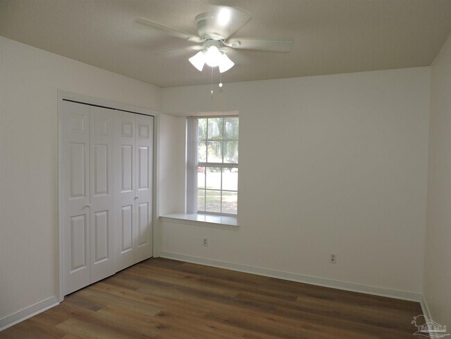 Building Photo - 6340 Summer Lakes Ln