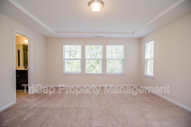 Building Photo - 1012 Laurel Twist Rd