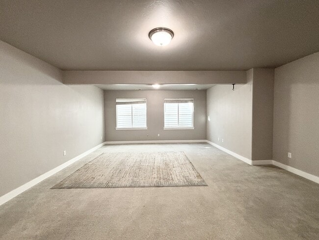 Building Photo - 11528 S 4055 W