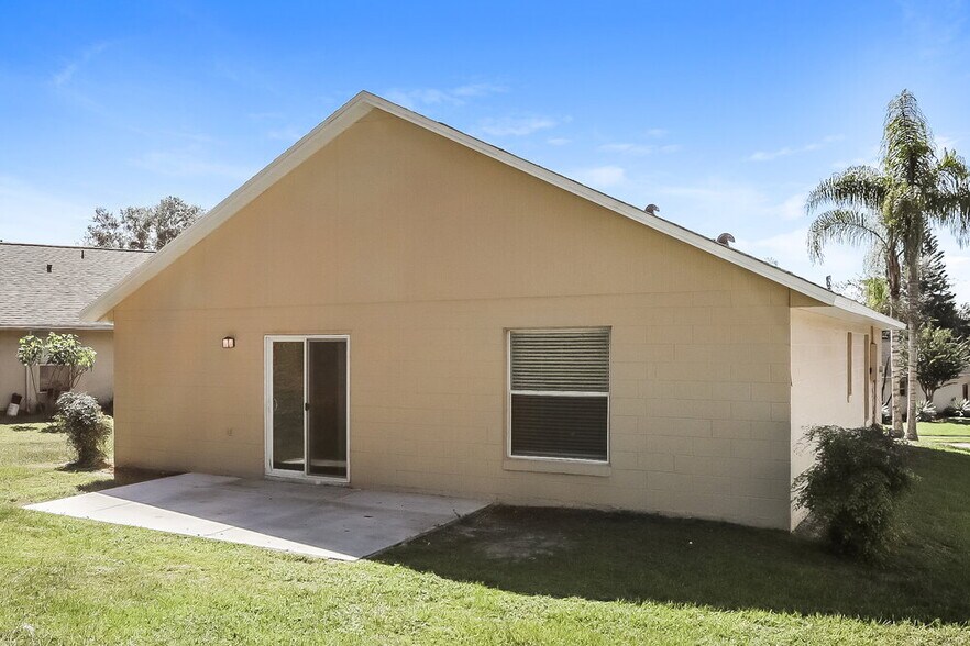 Building Photo - 1206 Sheeler Hills Dr