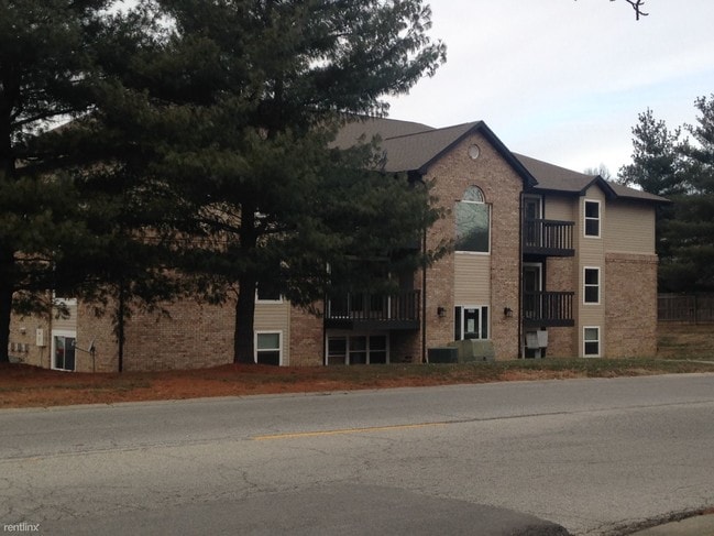 Building Photo - 1317 Esic Dr