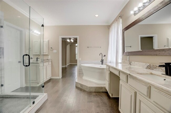 Building Photo - 514 Little River Ct