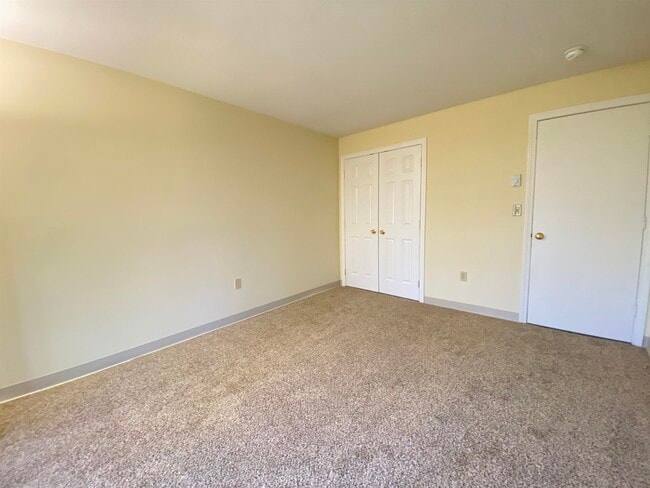 Building Photo - 171 Eastern Ave