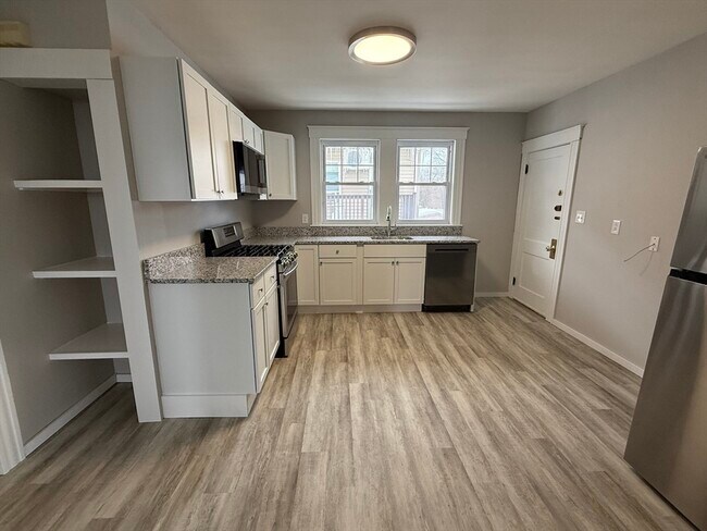 Building Photo - 153 Oakland Ave