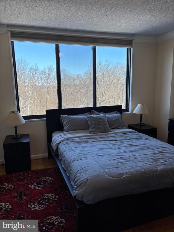 Building Photo - 5225 Pooks Hill Rd