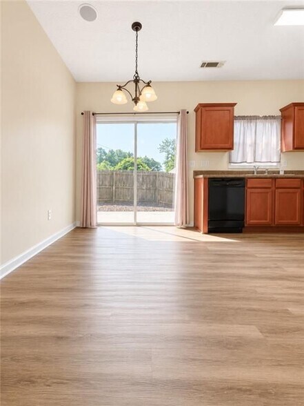 Building Photo - 4171 Magnolia Glen Walk