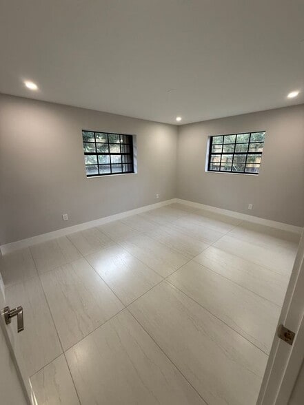 Building Photo - 8772 SW 143rd St