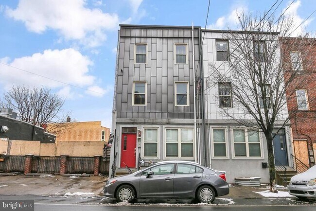 Building Photo - 2512 Frankford Ave