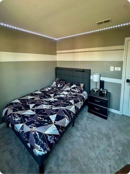 Primary Photo - 109 Summer Dr