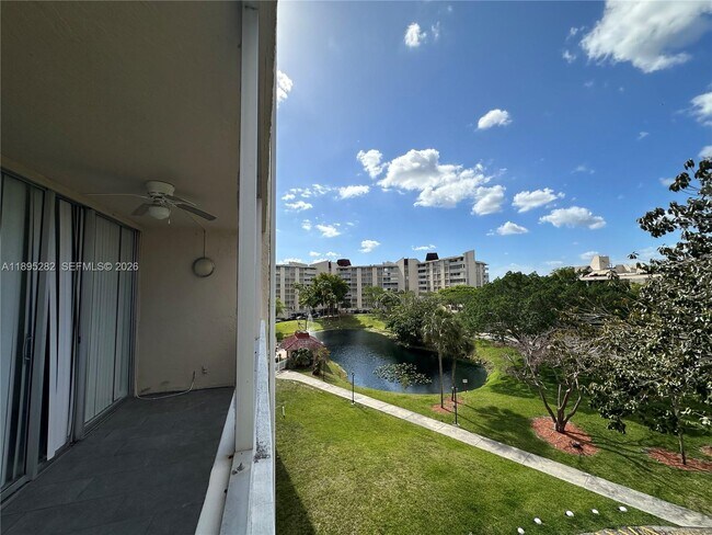 Building Photo - 7051 Environ Blvd