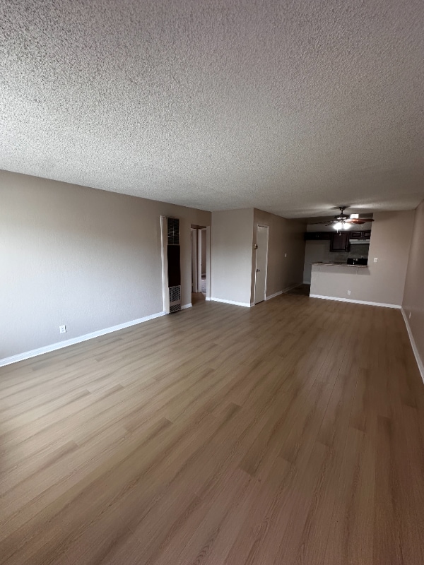 Building Photo - 5136 N Glendora Ave