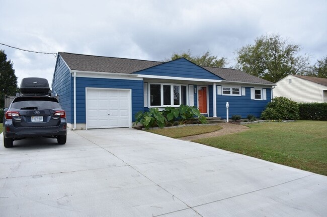 Building Photo - Updated 3 bedroom home in Norfolk