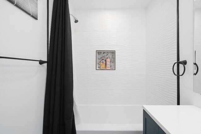 Building Photo - 8744 Montery Ct