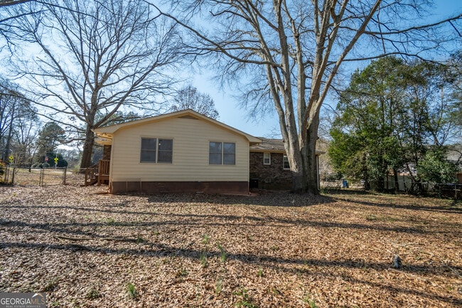 Building Photo - 100 VFW Dr