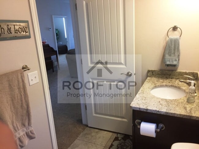 Building Photo - 676 S 150 E