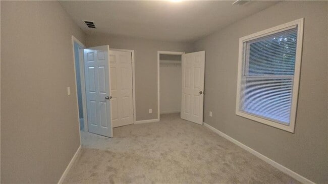 Building Photo - 655 Hunting Creek Ln SE