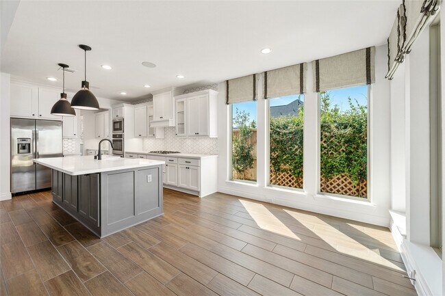 Building Photo - 28618 Casen Ranch Ln