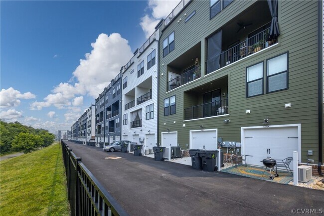 Building Photo - 5326 Old Main St