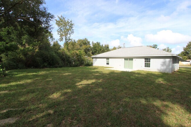 Building Photo - Spacious 3-Bedroom Home with No HOA, Pet-Friendly & Natural Gas – Summerfield Living