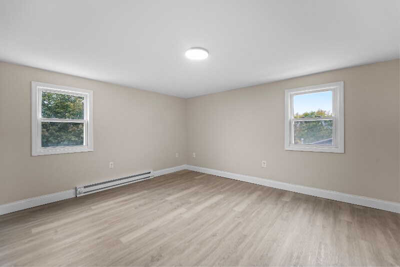 Building Photo - 108 Robble Ave