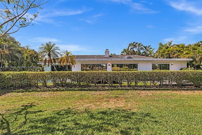 Building Photo - 5602 S Travelers Palm Ln