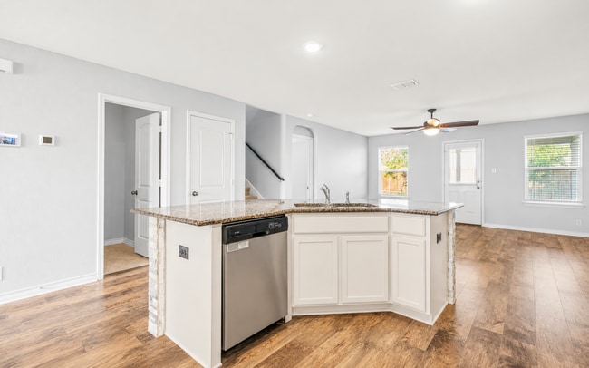 Building Photo - 1618 Mossy Jasper