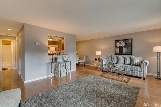 Building Photo - 17302 NE 45th St