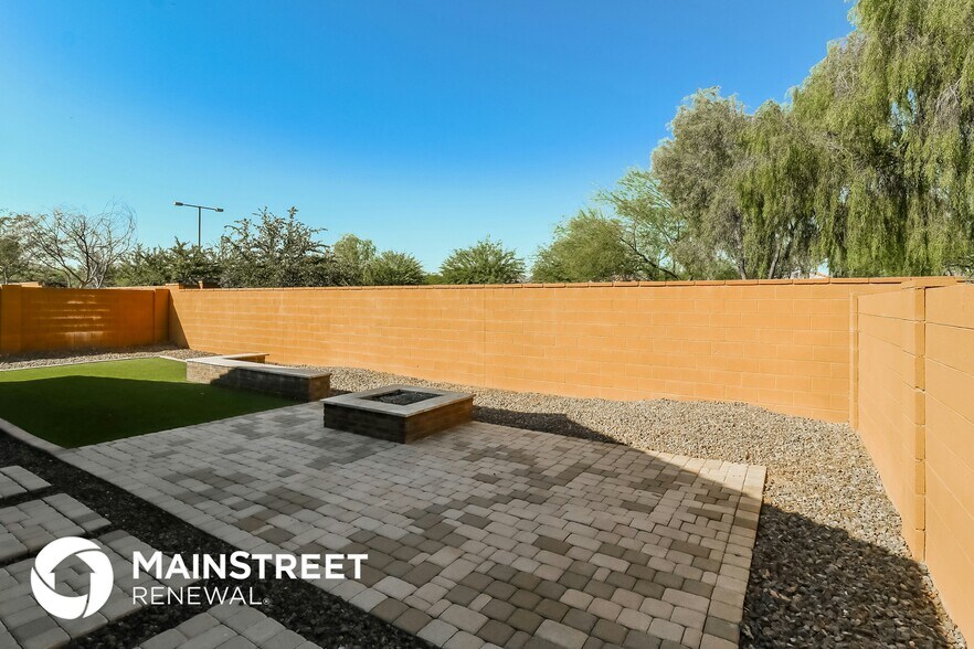 Building Photo - 20448 N 260th Ave.