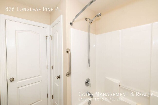 Building Photo - 826 Longleaf Pine Pl