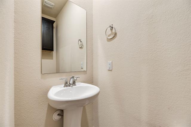 Building Photo - 10353 Big Sandy Ct