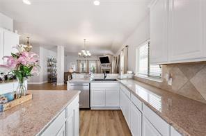 Building Photo - 1305 Stone Mountain Pkwy