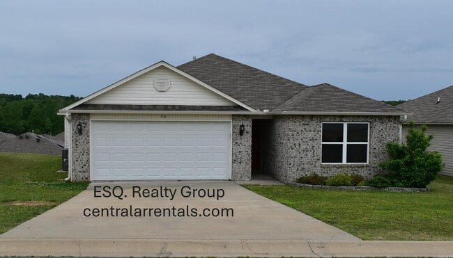 Primary Photo - 30 Summer Wind Rd