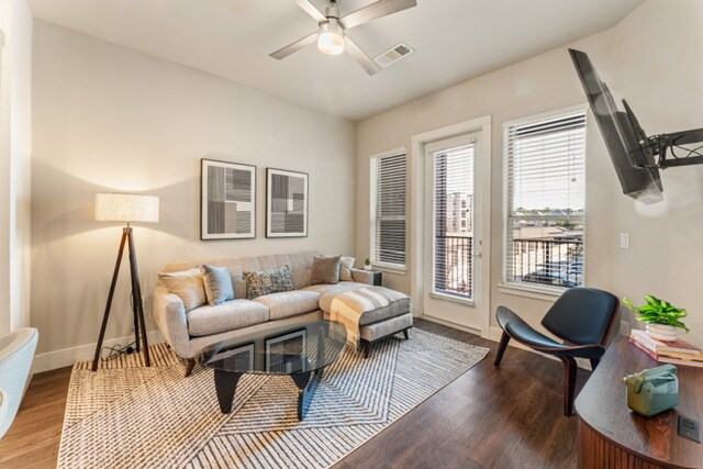 Building Photo - 25120 Panther Bend Ct