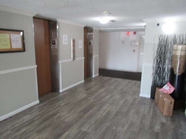 Building Photo - 22605 SW 66th Ave