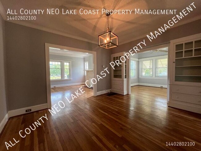 Building Photo - 1296 Nicholson Ave