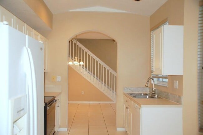 Building Photo - 18713 SW 26th St