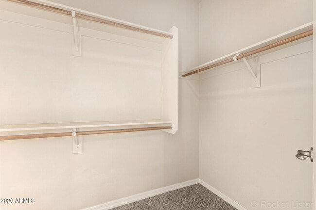 Building Photo - 3426 E Avalon Dr