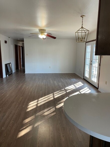 Building Photo - 4214 N Morvant Pl