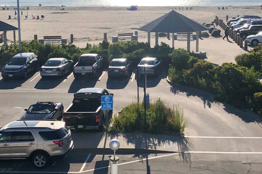 Ocean View Private Balcony - 61 Ocean Blvd
