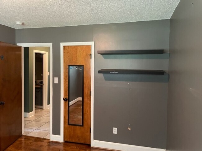 Building Photo - Coming Soon!