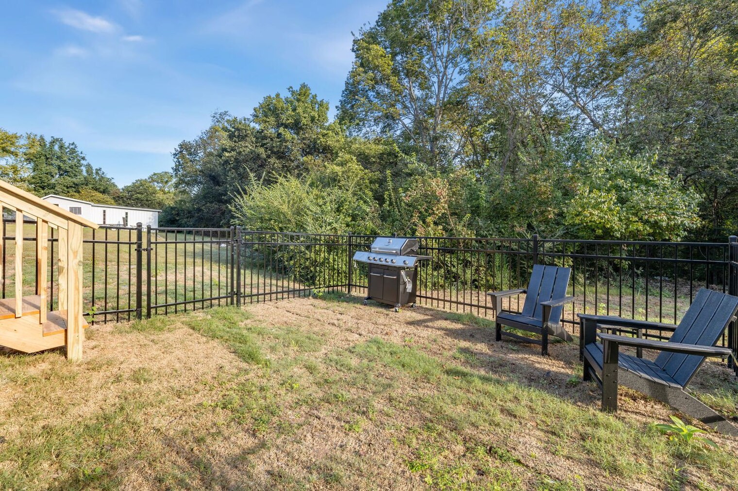 Building Photo - 1324 Van Buren Ave