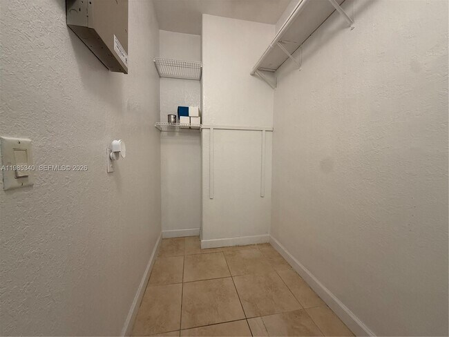 Building Photo - 13272 Old Biscayne Dr