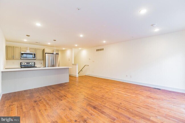 Building Photo - 1513 Brown St